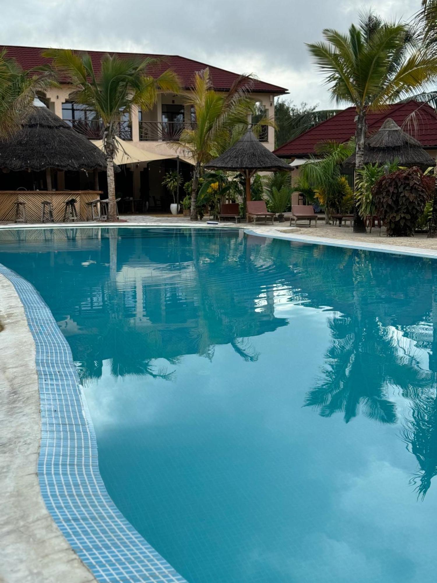 Paje Blu Boutique Hotel Luaran gambar