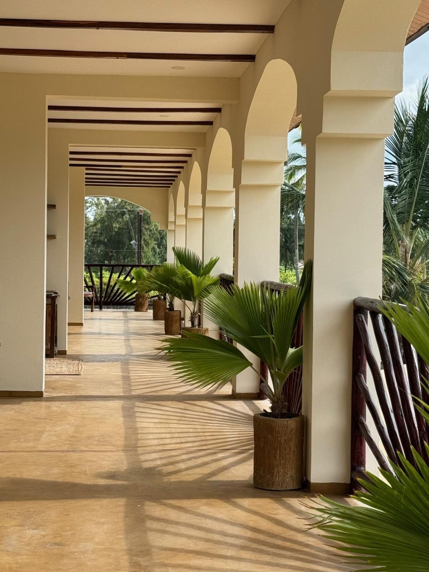 Paje Blu Boutique Hotel Luaran gambar