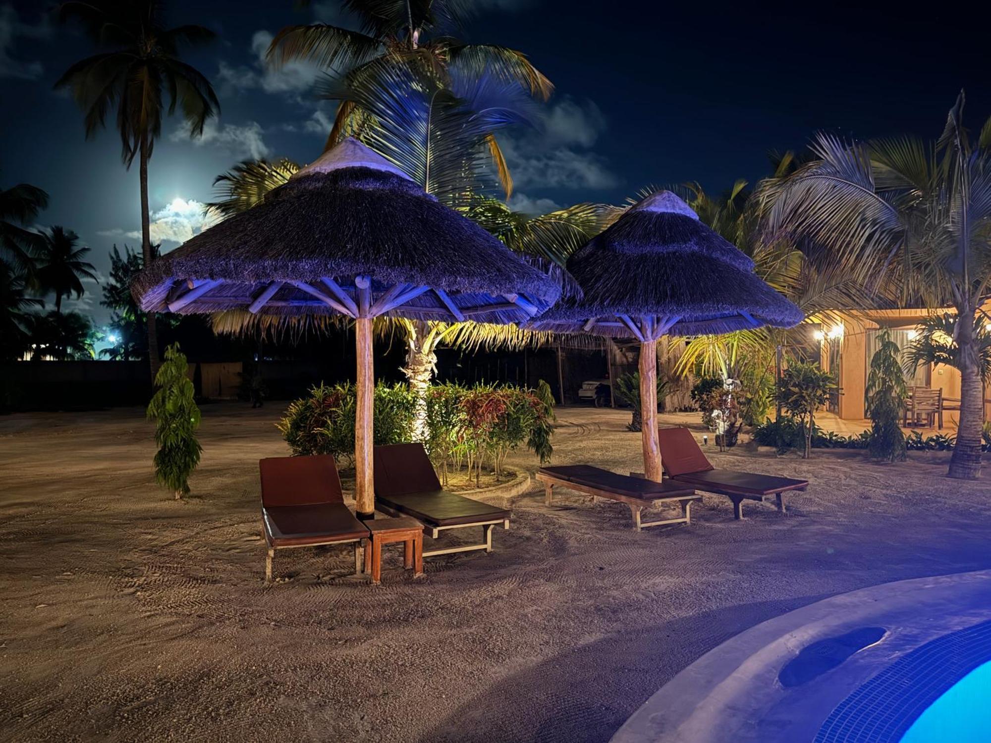 Paje Blu Boutique Hotel Luaran gambar
